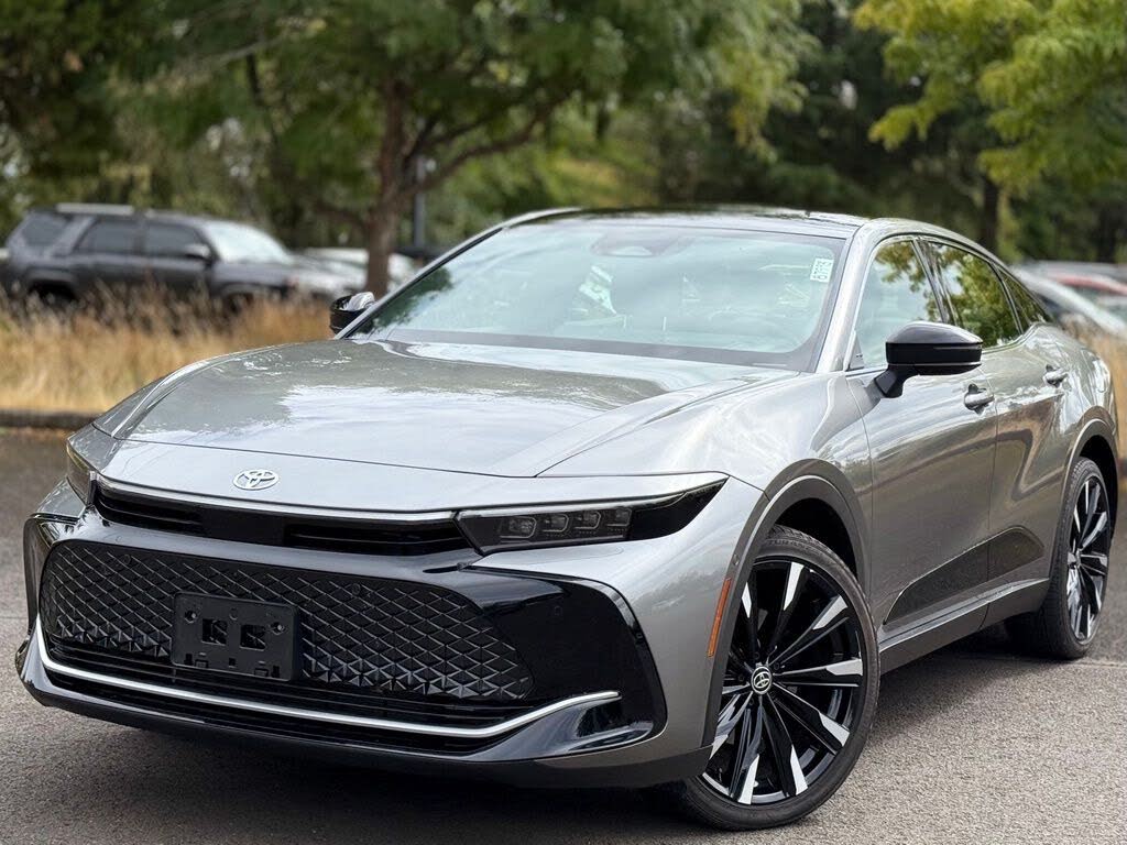 2026 Toyota Crown Platinum