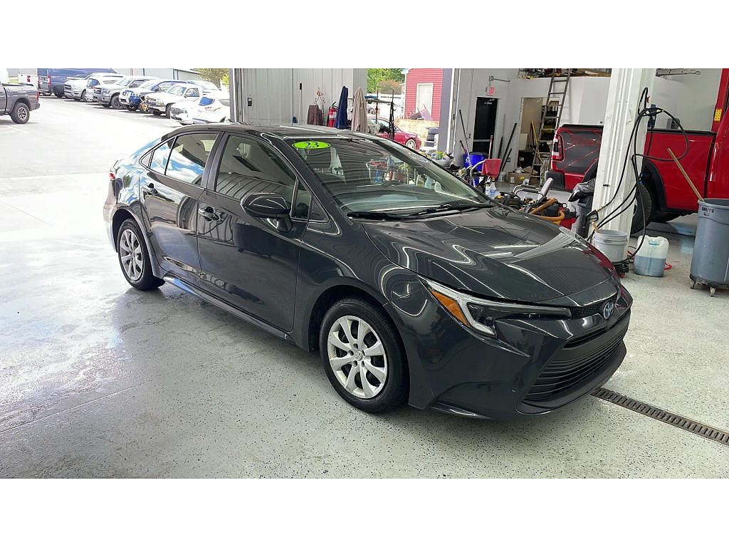 2023 Toyota Corolla XLE