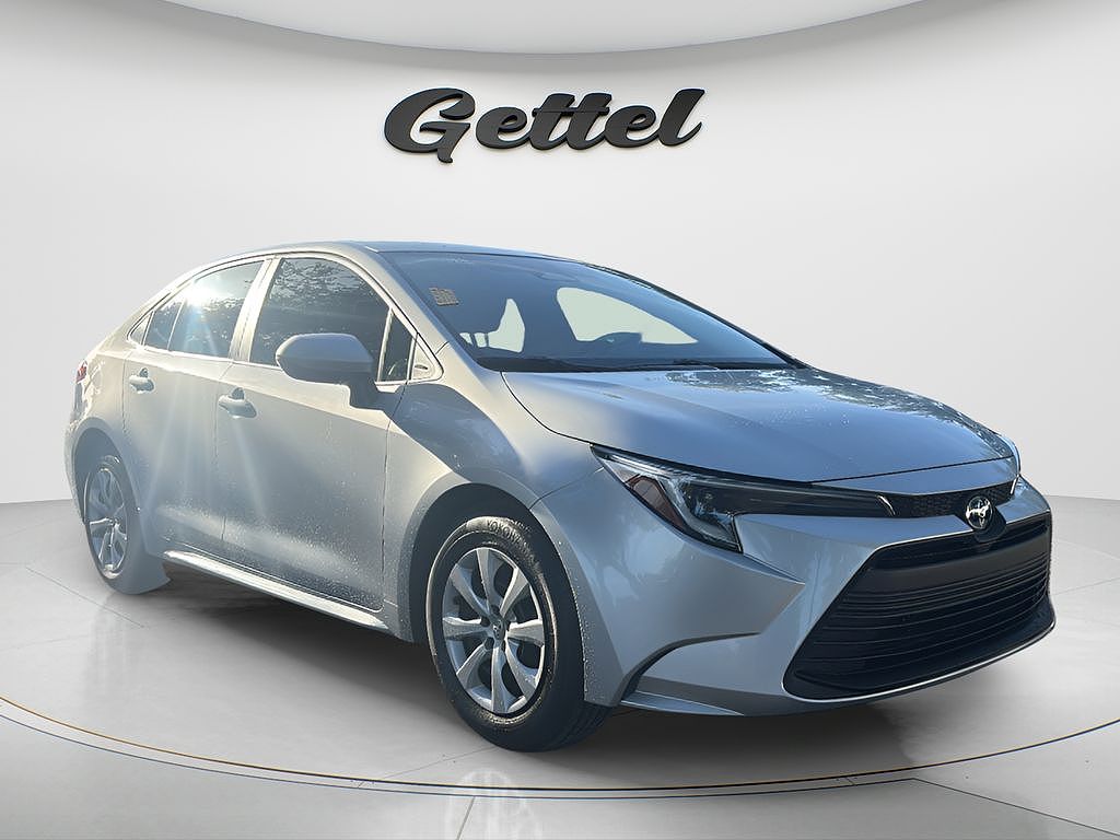 2025 Toyota Corolla Hybrid LE