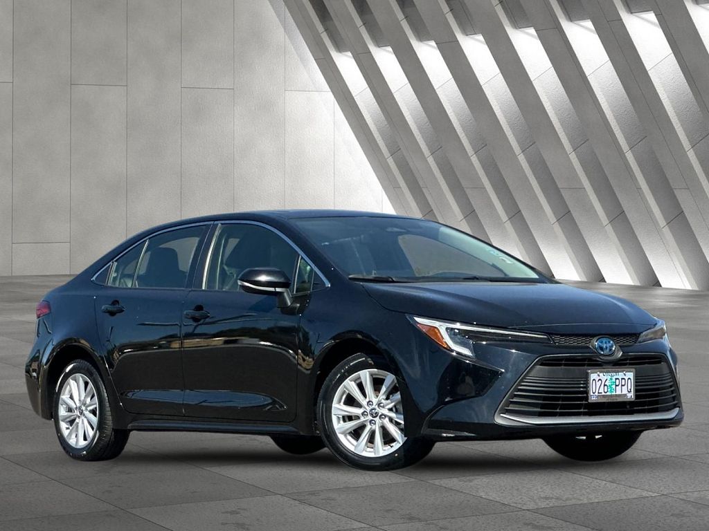 2024 Toyota Corolla Hybrid XLE