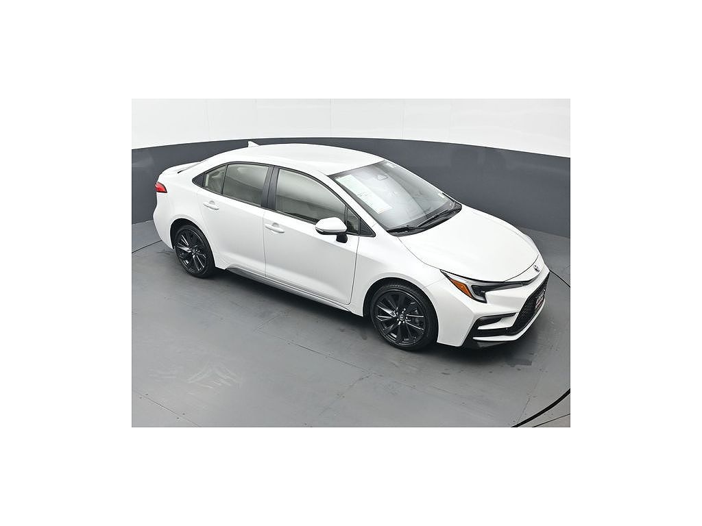 2025 Toyota Corolla Hybrid SE