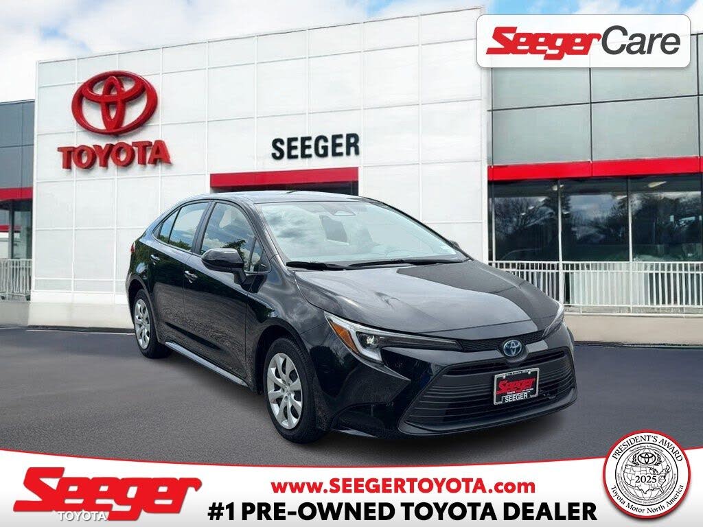 2025 Toyota Corolla Hybrid XLE