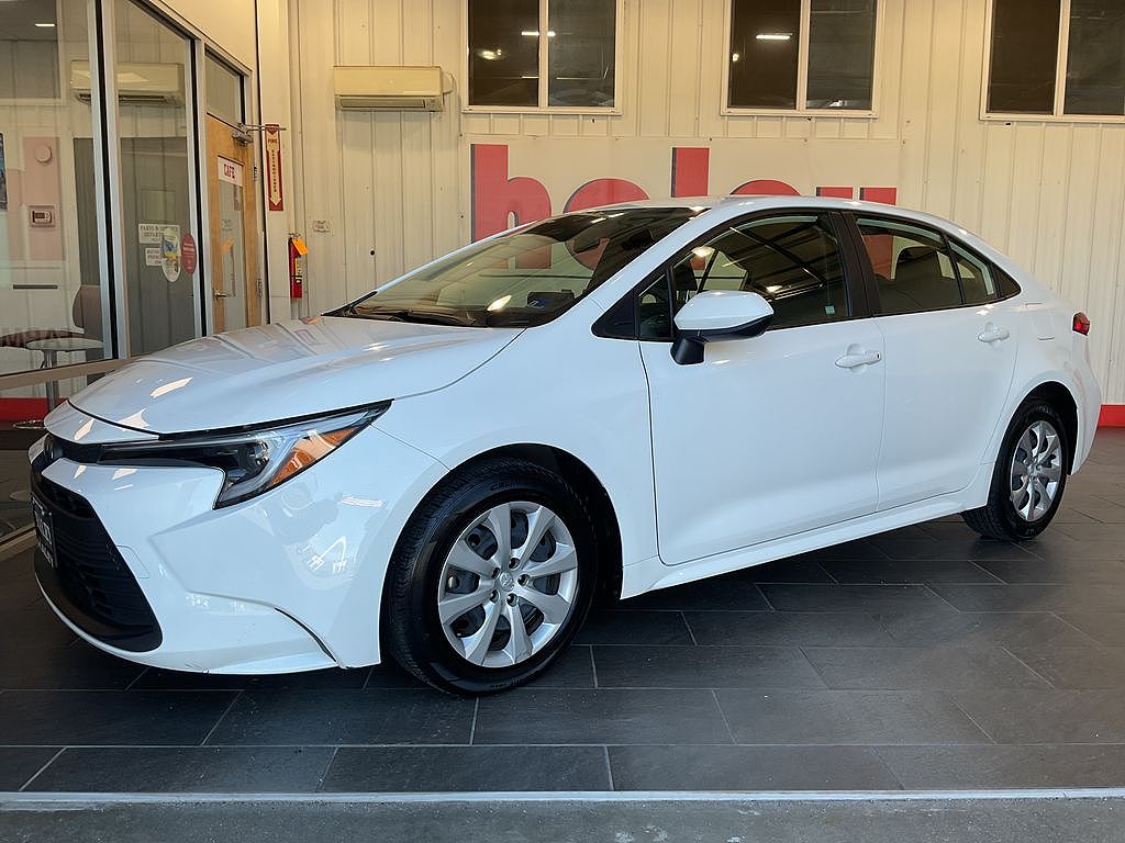 2025 Toyota Corolla Hybrid LE