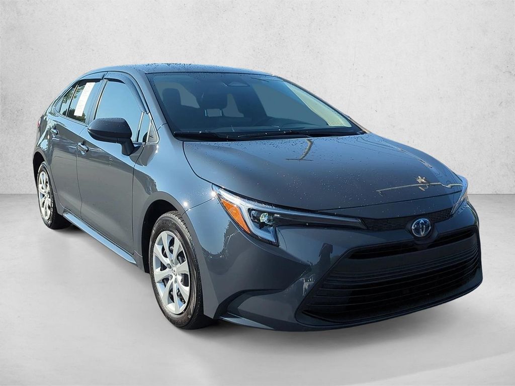 2025 Toyota Corolla Hybrid LE