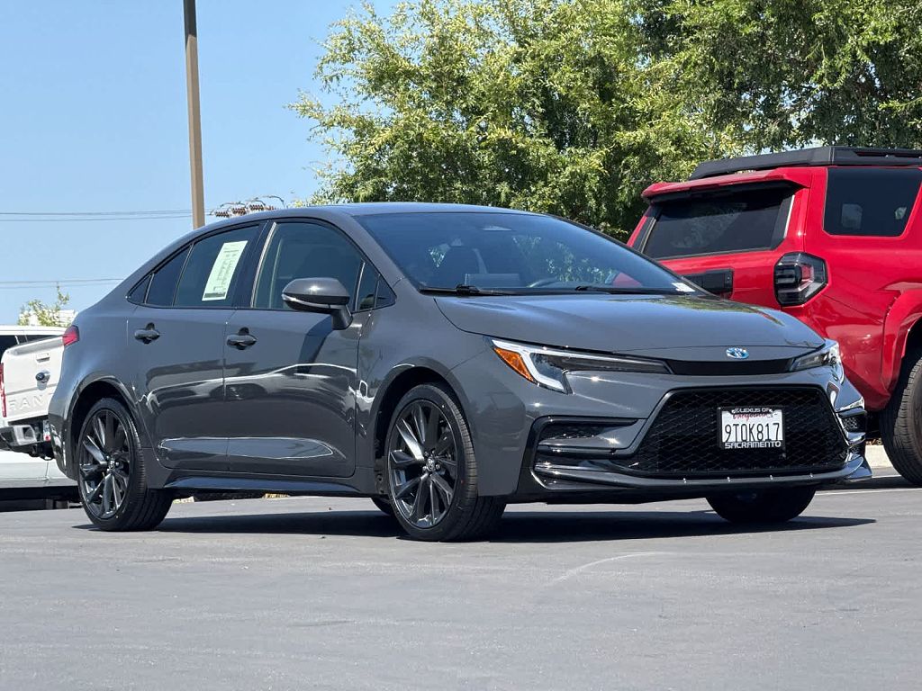 2025 Toyota Corolla Hybrid SE