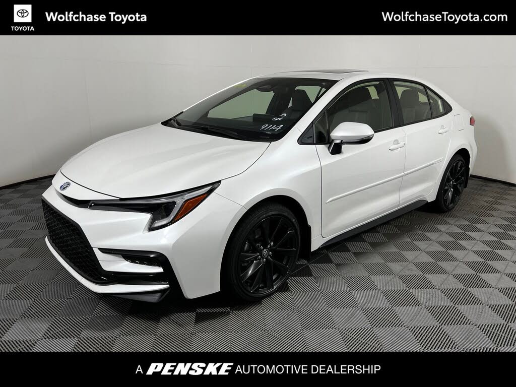 2026 Toyota Corolla Hybrid LE