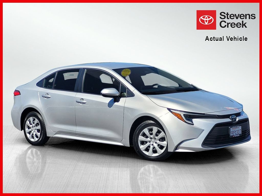 2025 Toyota Corolla Hybrid LE