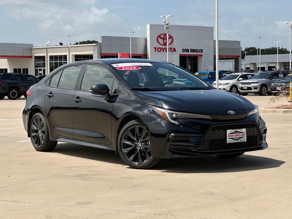2026 Toyota Corolla Hybrid LE