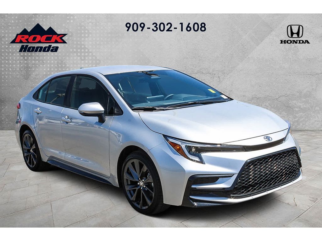 2026 Toyota Corolla Hybrid SE