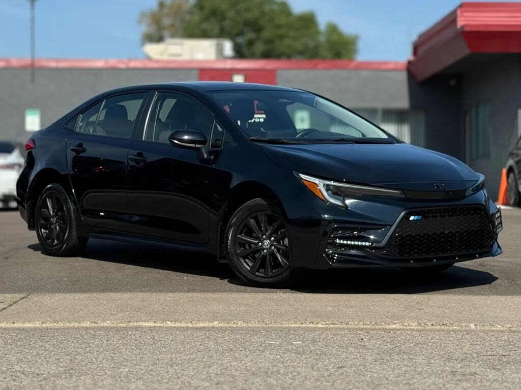 2024 Toyota Corolla Hybrid SE