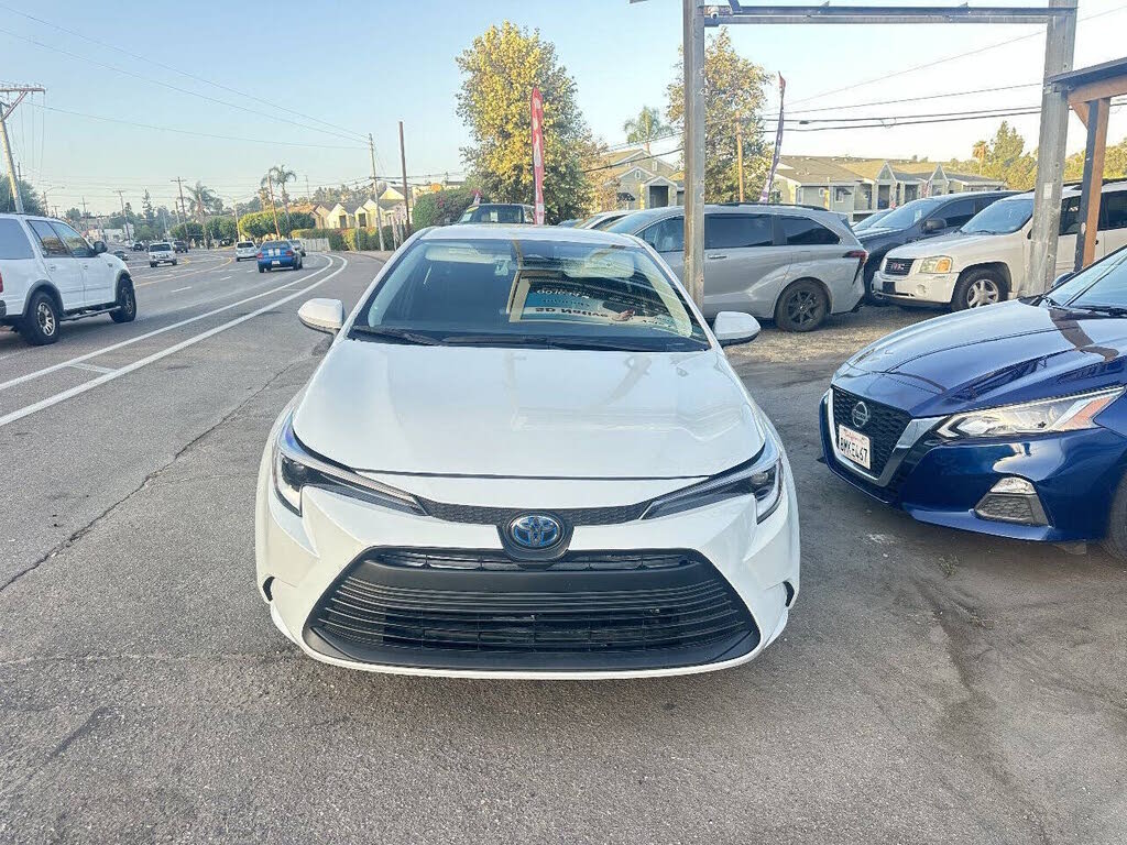 2024 Toyota Corolla Hybrid SE