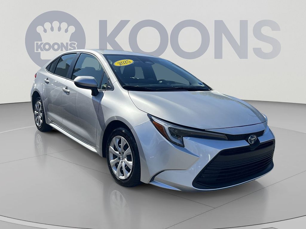 2025 Toyota Corolla Hybrid LE