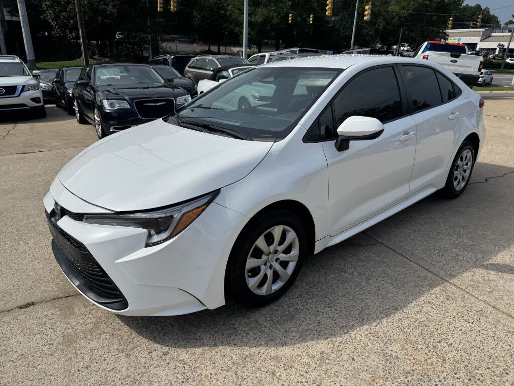 2024 Toyota Corolla Hybrid SE