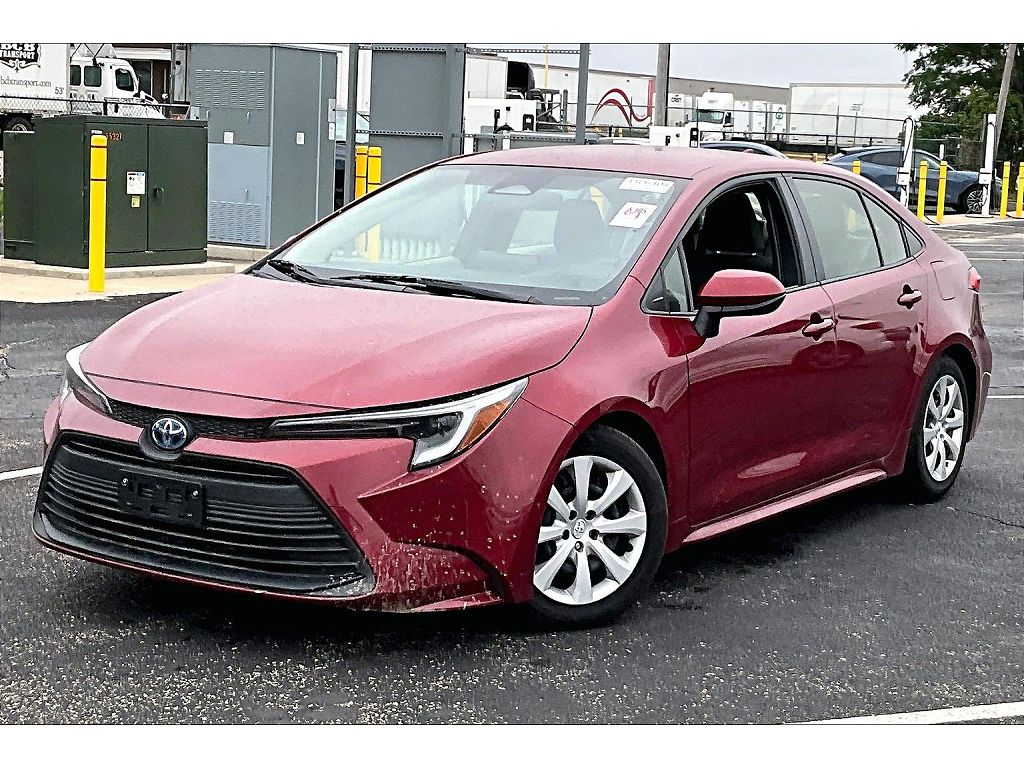 2025 Toyota Corolla Hybrid LE