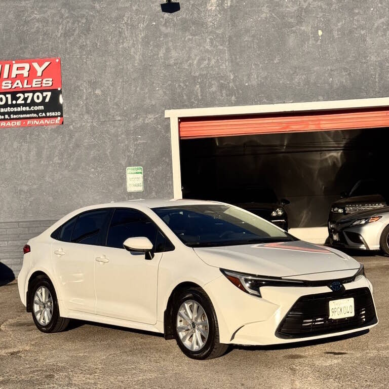 2024 Toyota Corolla Hybrid SE