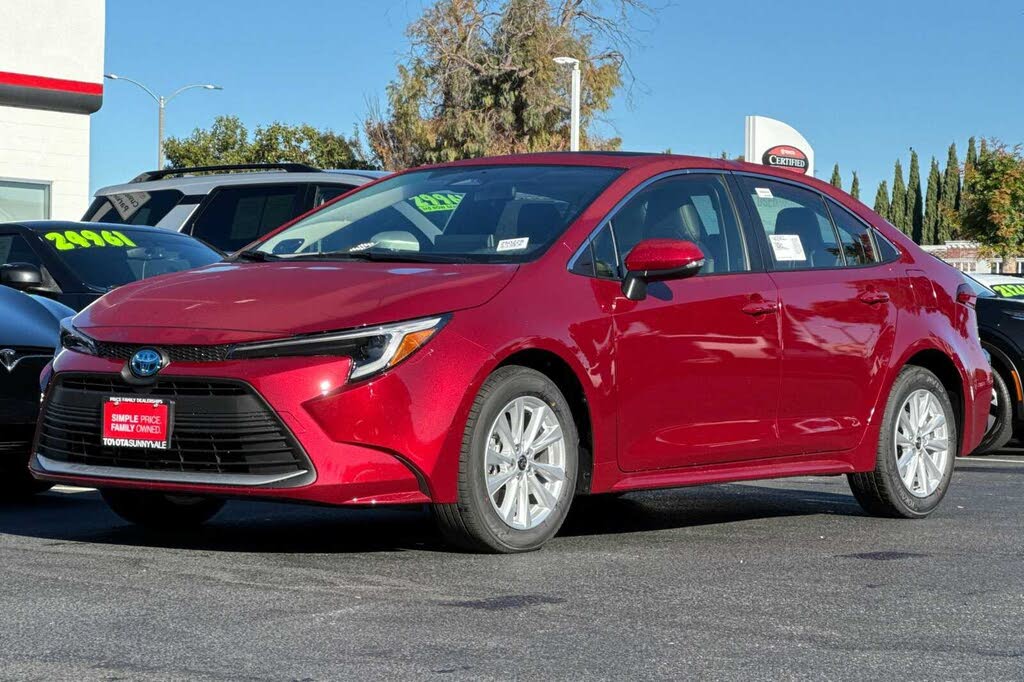 2025 Toyota Corolla Hybrid LE