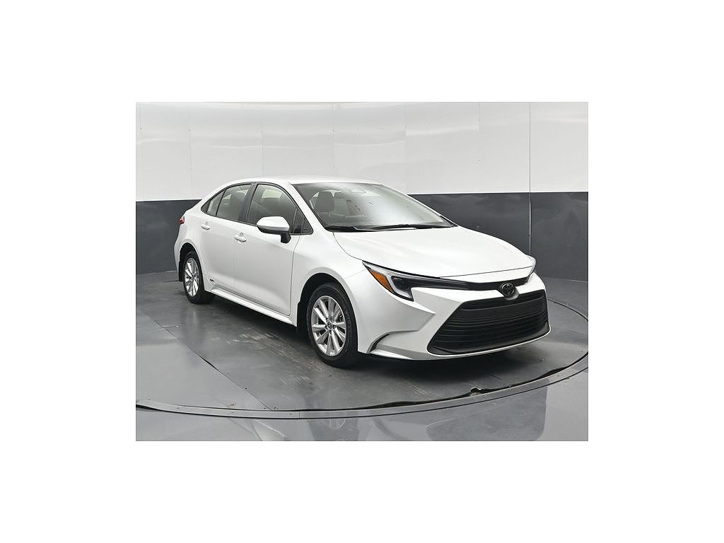 2026 Toyota Corolla Hybrid LE