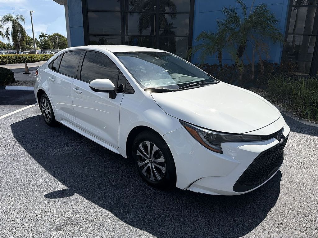 2022 Toyota Corolla Hybrid LE