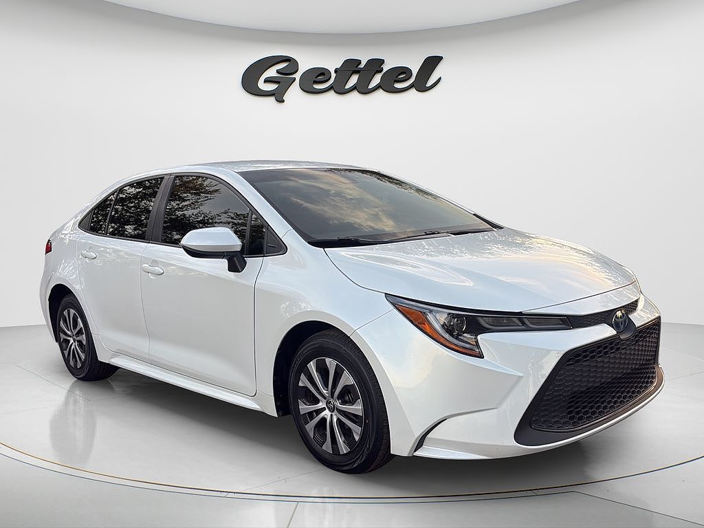 2022 Toyota Corolla Hybrid LE