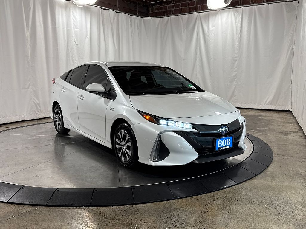 2021 Toyota Prius Prime LE
