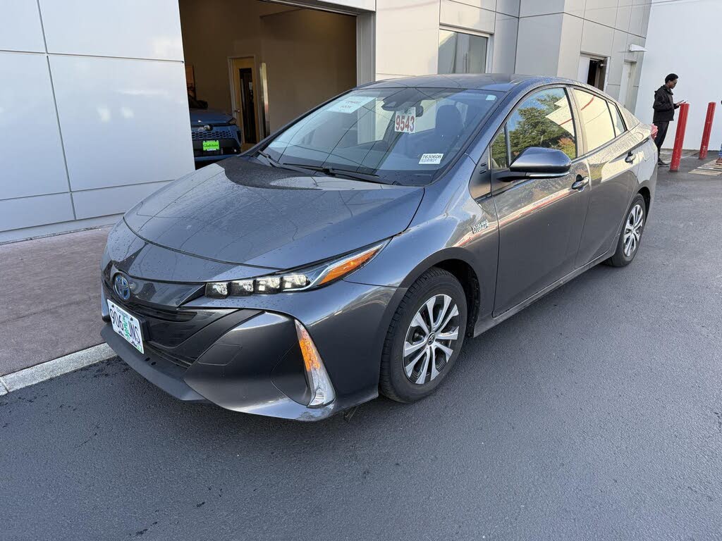 2022 Toyota Prius Prime LE