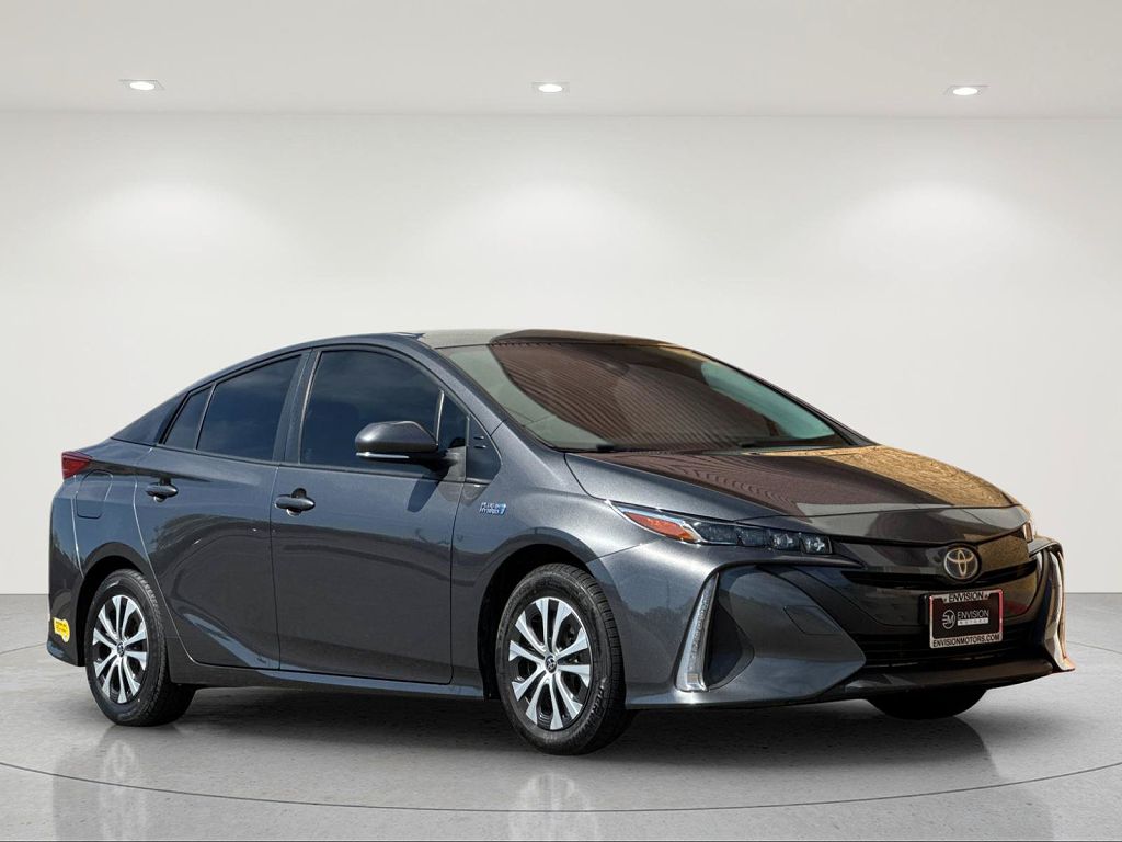 2022 Toyota Prius Prime LE