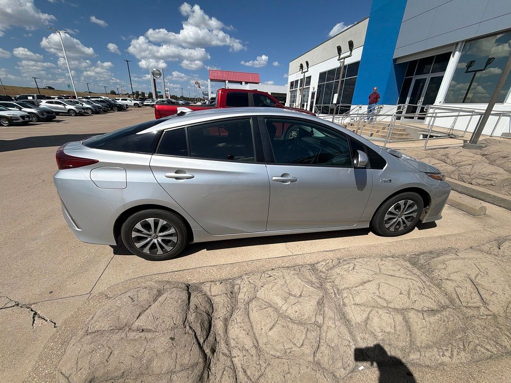 2021 Toyota Prius Prime XLE