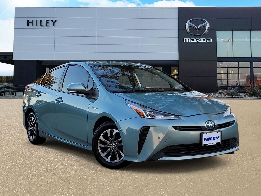 2021 Toyota Prius L Eco