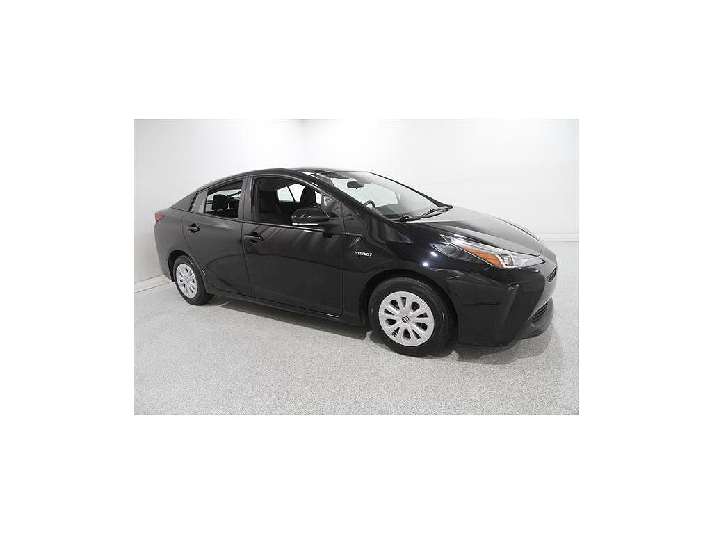 2022 Toyota Prius LE