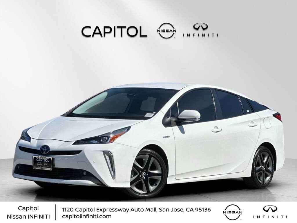 2022 Toyota Prius L Eco listing photo
