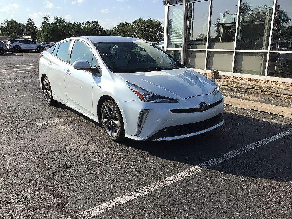 2022 Toyota Prius L Eco