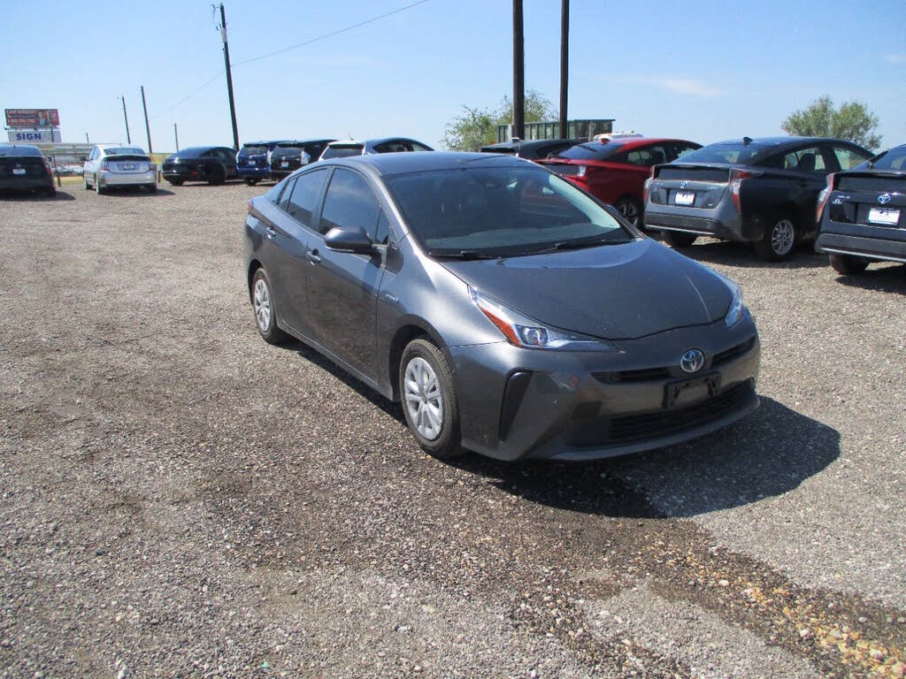 2022 Toyota Prius L Eco