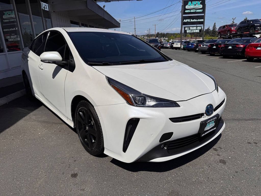 2021 Toyota Prius L Eco