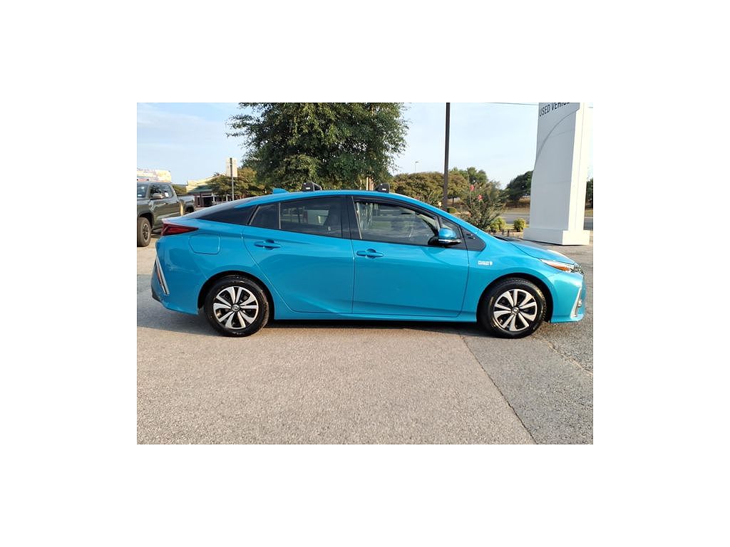 2018 Toyota Prius Prime Plus