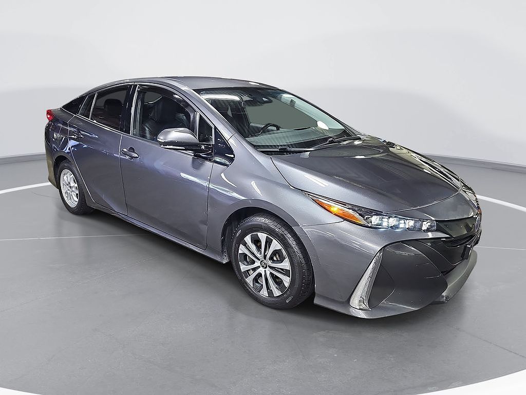 2020 Toyota Prius Prime 4-door Mid-Size Passenger Car