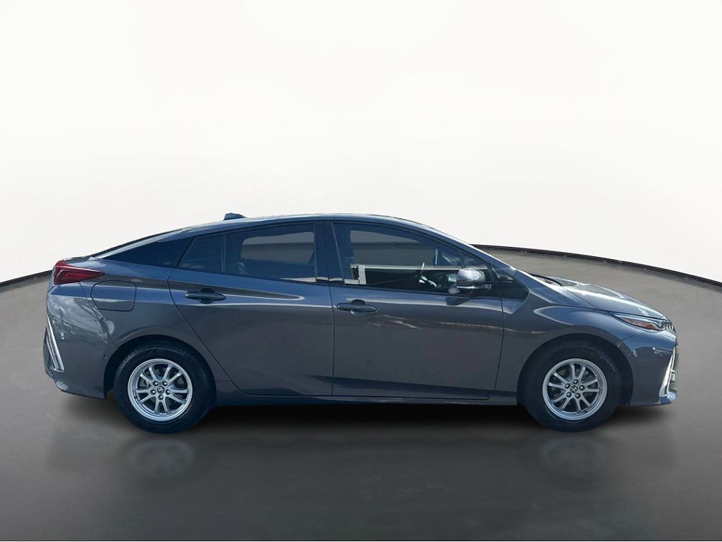 2018 Toyota Prius Prime Plus