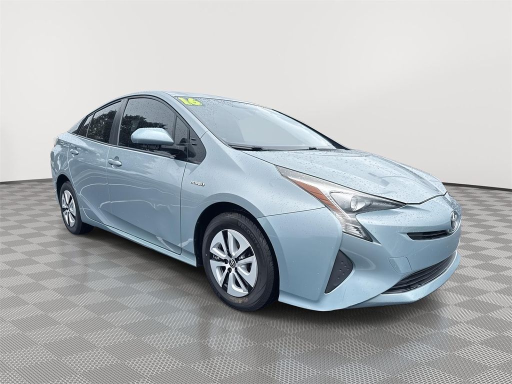 2016 Toyota Prius Two Eco