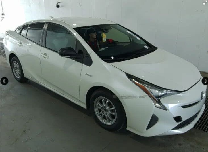 2016 Toyota Prius Three