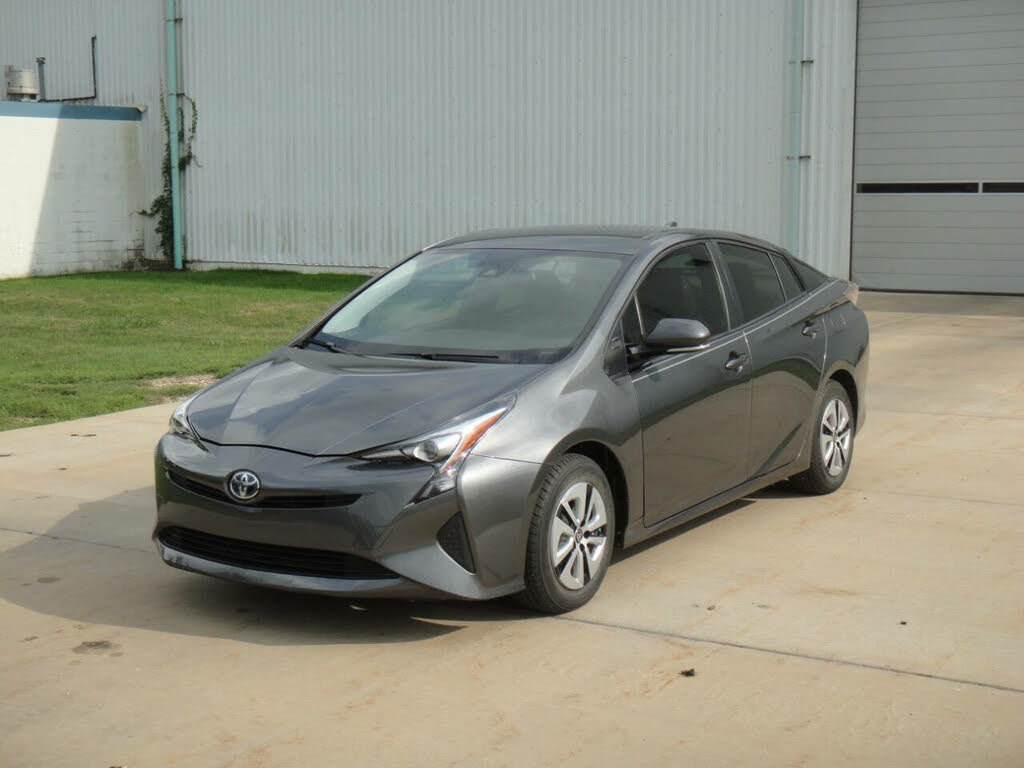 2017 Toyota Prius Three Touring