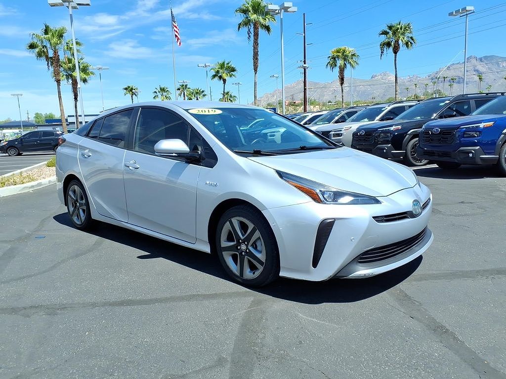 2019 Toyota Prius XLE