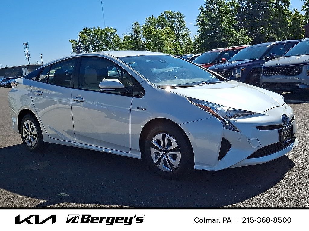 2017 Toyota Prius Four