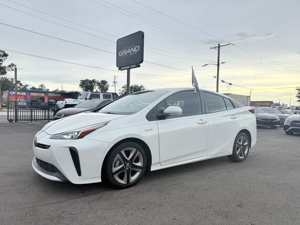 2019 Toyota Prius L Eco