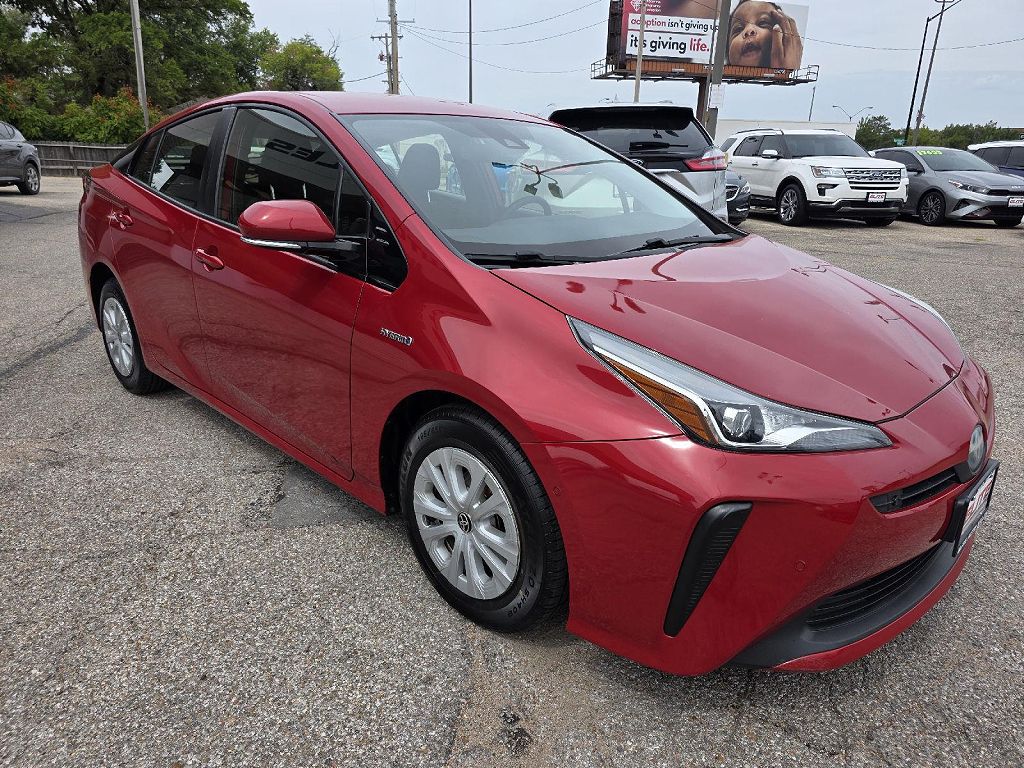 2019 Toyota Prius L Eco