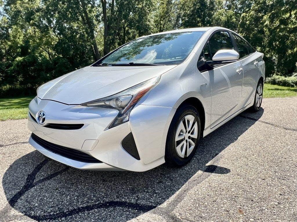 2017 Toyota Prius Three Touring