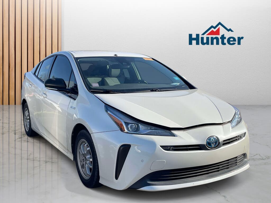 2019 Toyota Prius L Eco