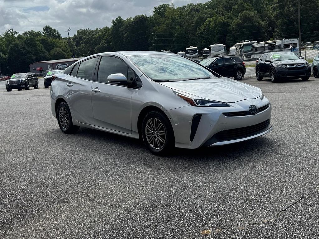 2020 Toyota Prius L Eco