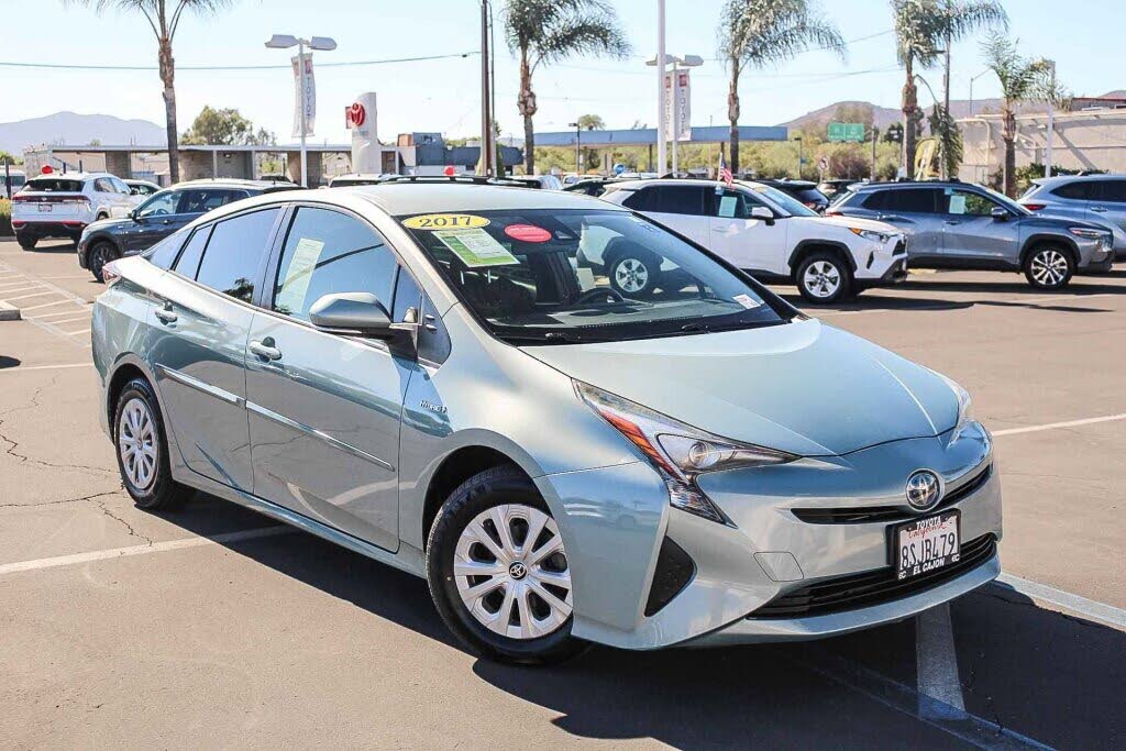 2017 Toyota Prius One