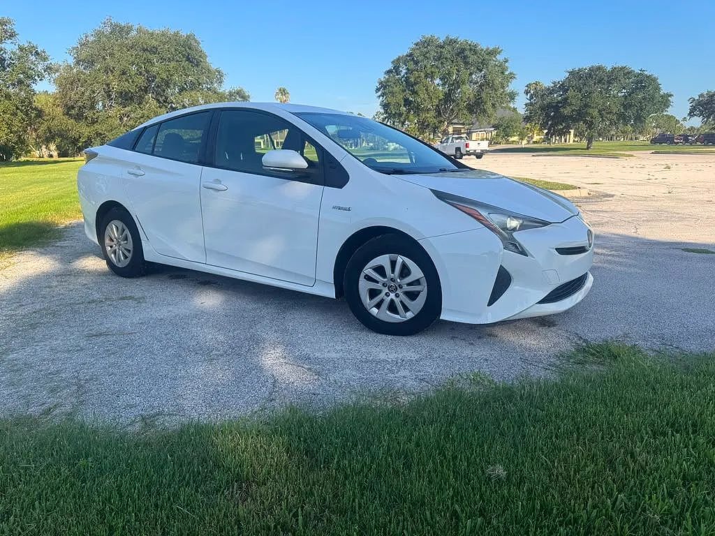 2017 Toyota Prius One