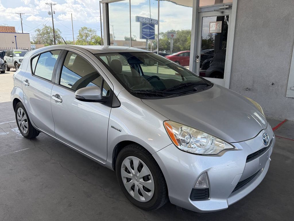 2014 Toyota Prius c Four