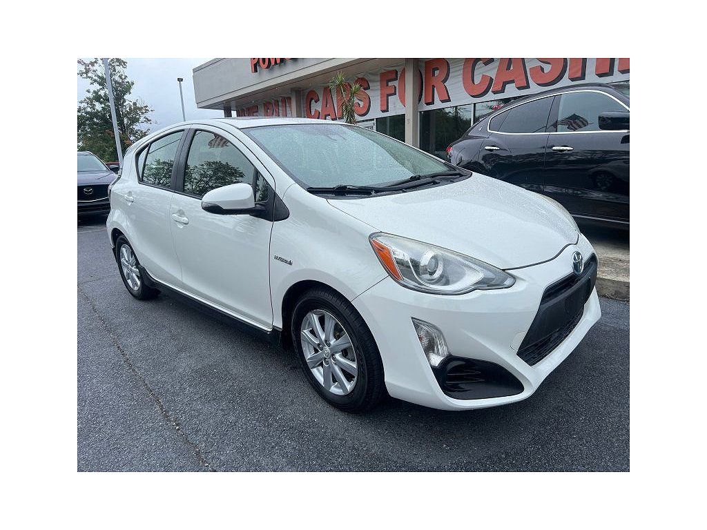 2017 Toyota Prius c Four